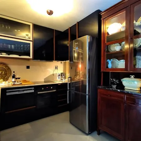 Garden House Apartment